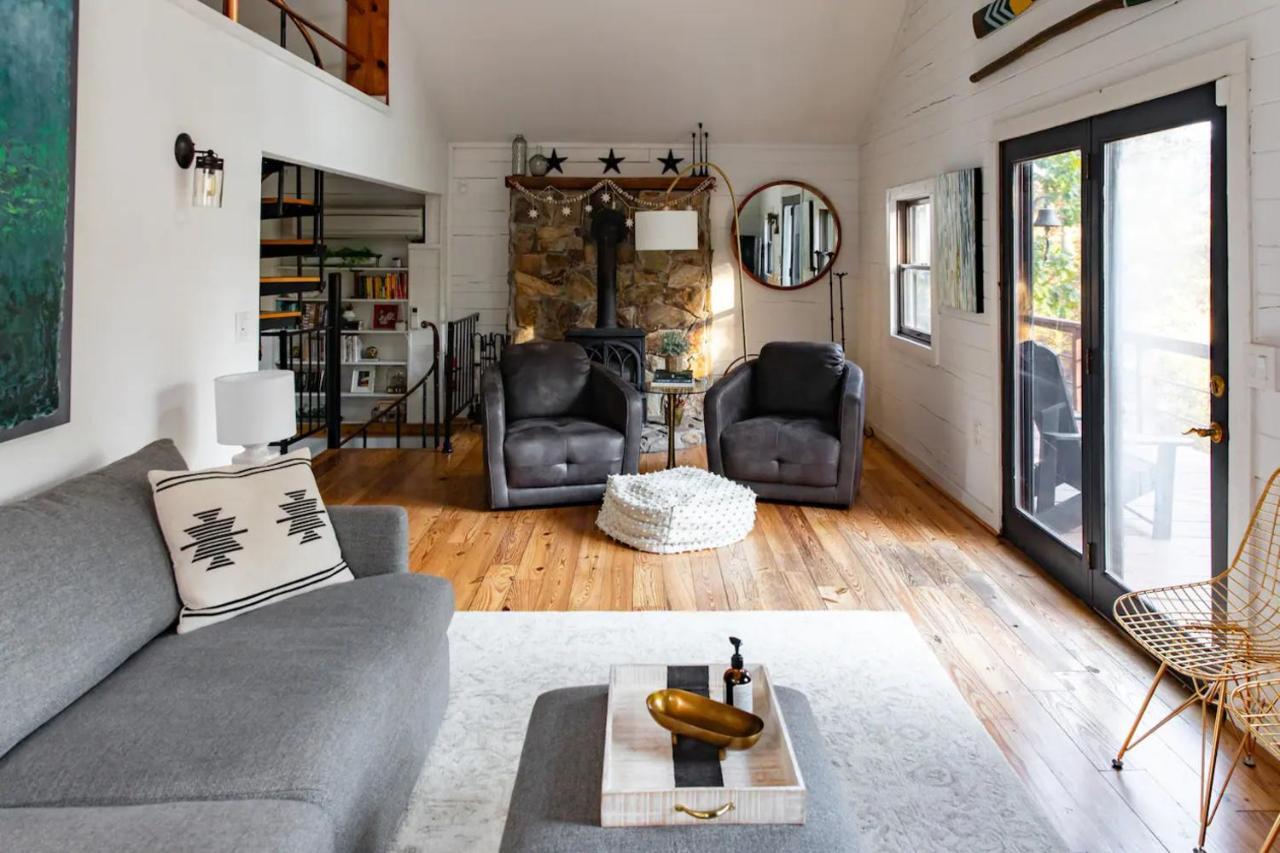 Hot Tub Charming & Chic Mountain Gem On Sleepy Creek Villa Berkeley Springs Eksteriør billede