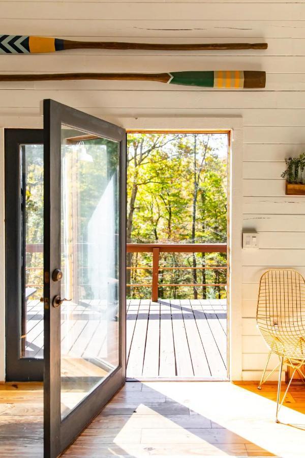 Hot Tub Charming & Chic Mountain Gem On Sleepy Creek Villa Berkeley Springs Eksteriør billede