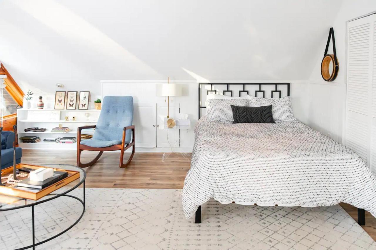 Hot Tub Charming & Chic Mountain Gem On Sleepy Creek Villa Berkeley Springs Eksteriør billede