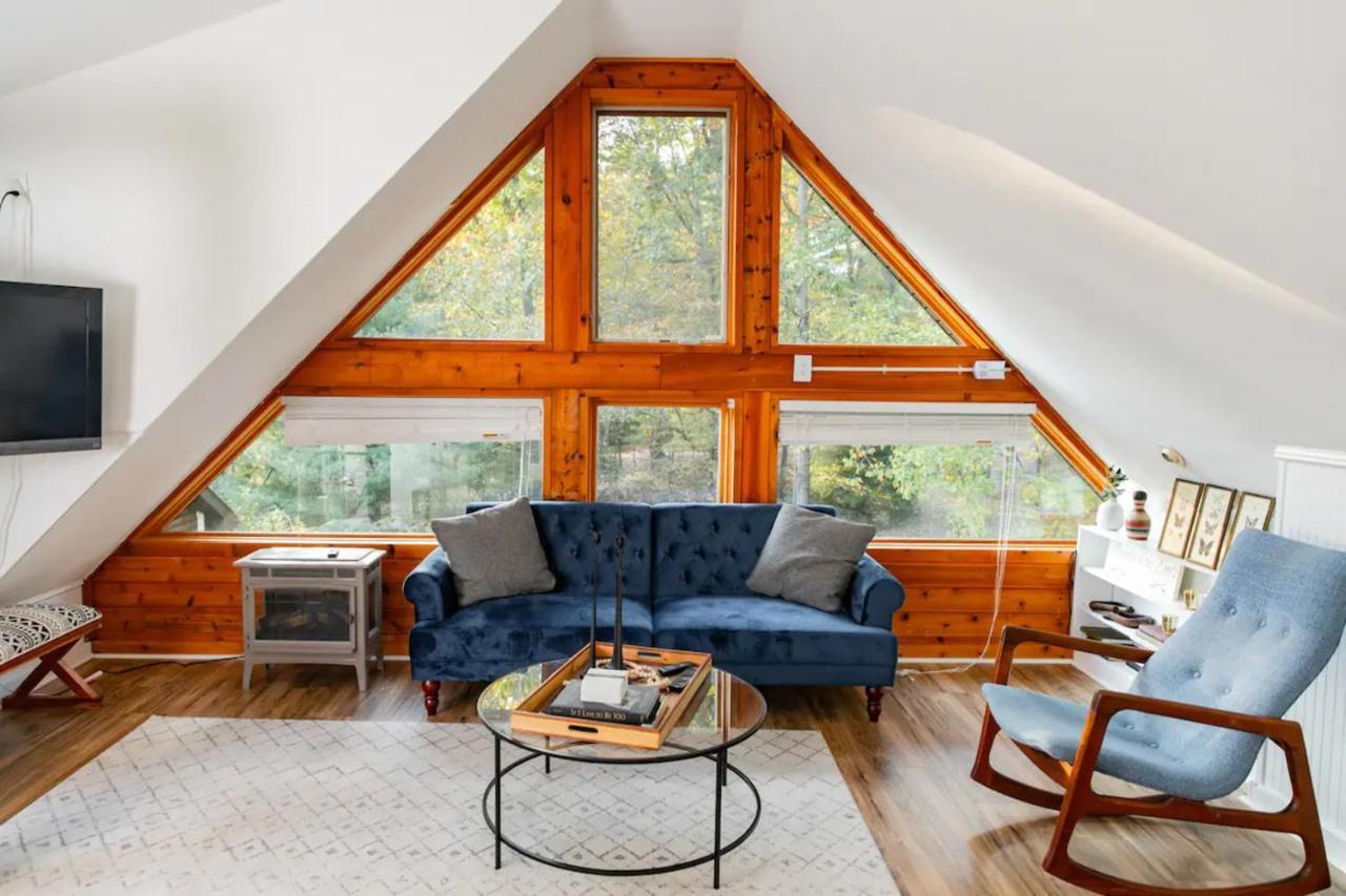 Hot Tub Charming & Chic Mountain Gem On Sleepy Creek Villa Berkeley Springs Eksteriør billede